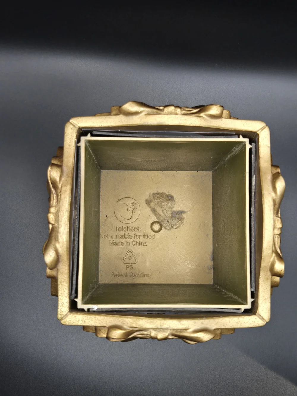 Gold Ornate Cube Picture Frame Holder - Decorative Home Accent